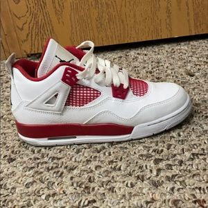 Jordan 4 “Alternate 89”